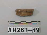 藏品(硬陶口緣殘件)的圖片